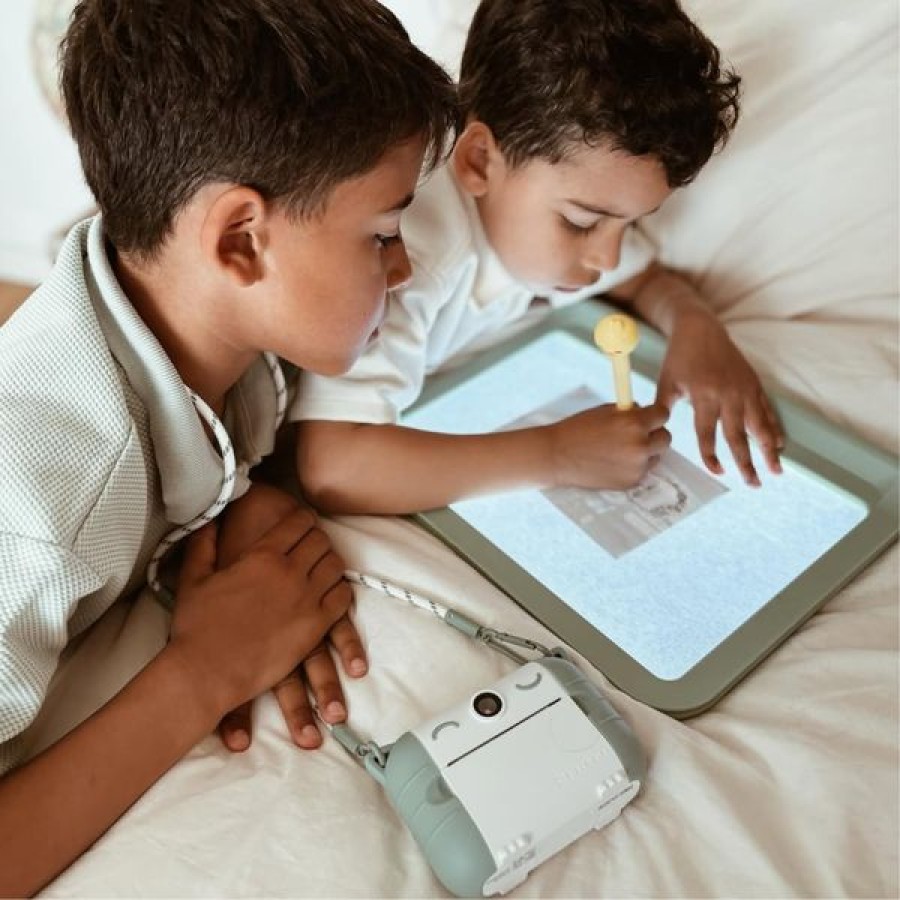 Kidywolf Παιδικό Tablet Ζωγραφικής Δύο Όψεων, Επαναφορτιζόμενο με Φως, Οθόνη LED & Μαυροπίνακα
