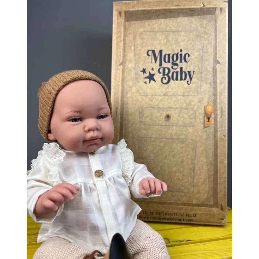 Lamagik Magic Baby Χειροποίητη Κούκλα Marina με Marina με Λευκό Πουκάμισο & Καφέ Σκουφάκι 45εκ. Ελαφρώς Αρωματισμένη