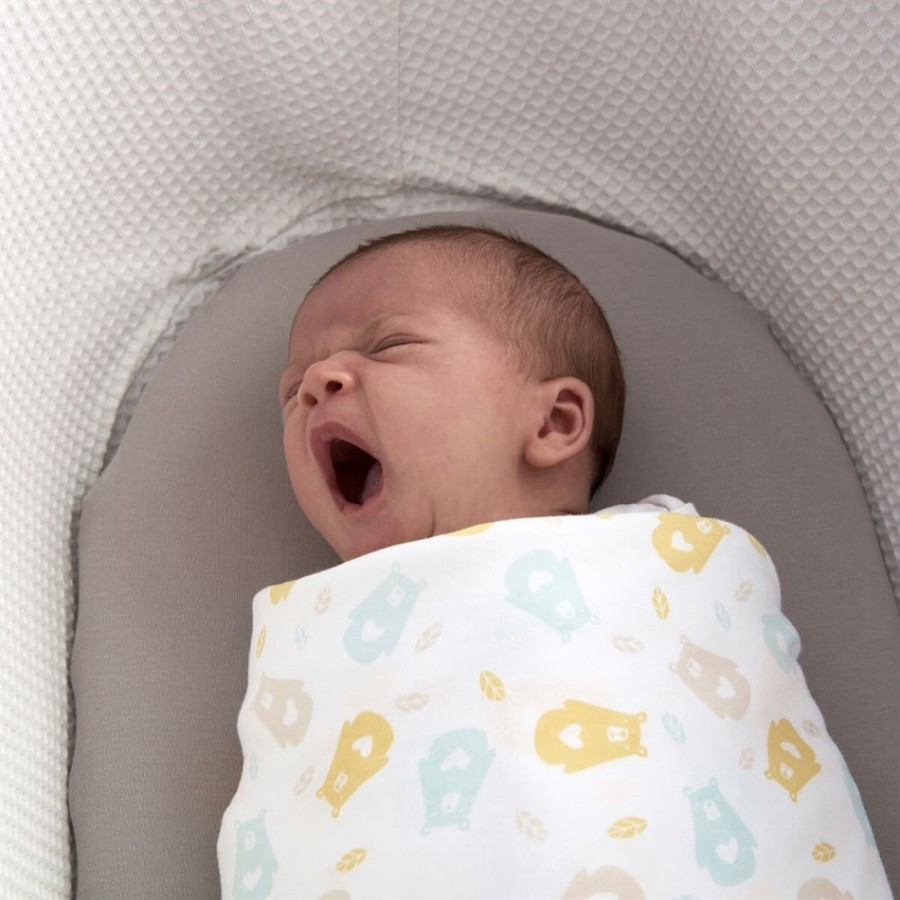 GGro Company Benny the Bear Hip Healthy Swaddle Πάνα αγκαλιάς για νεογέννητα