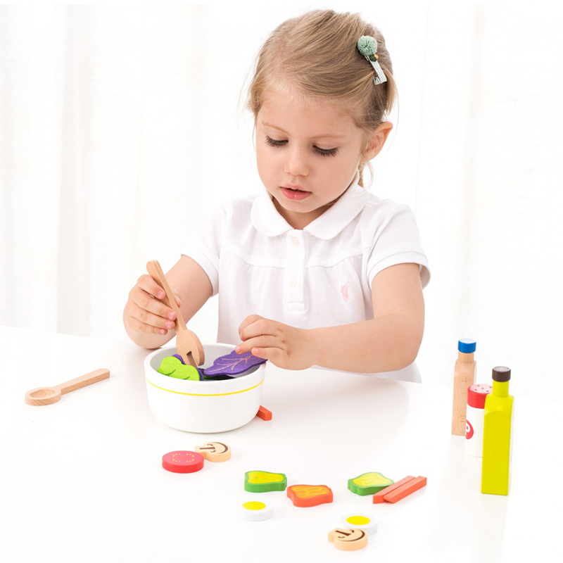 New Classic Toys Ξύλινο Παιδικό Σετ Σαλάτας - 1