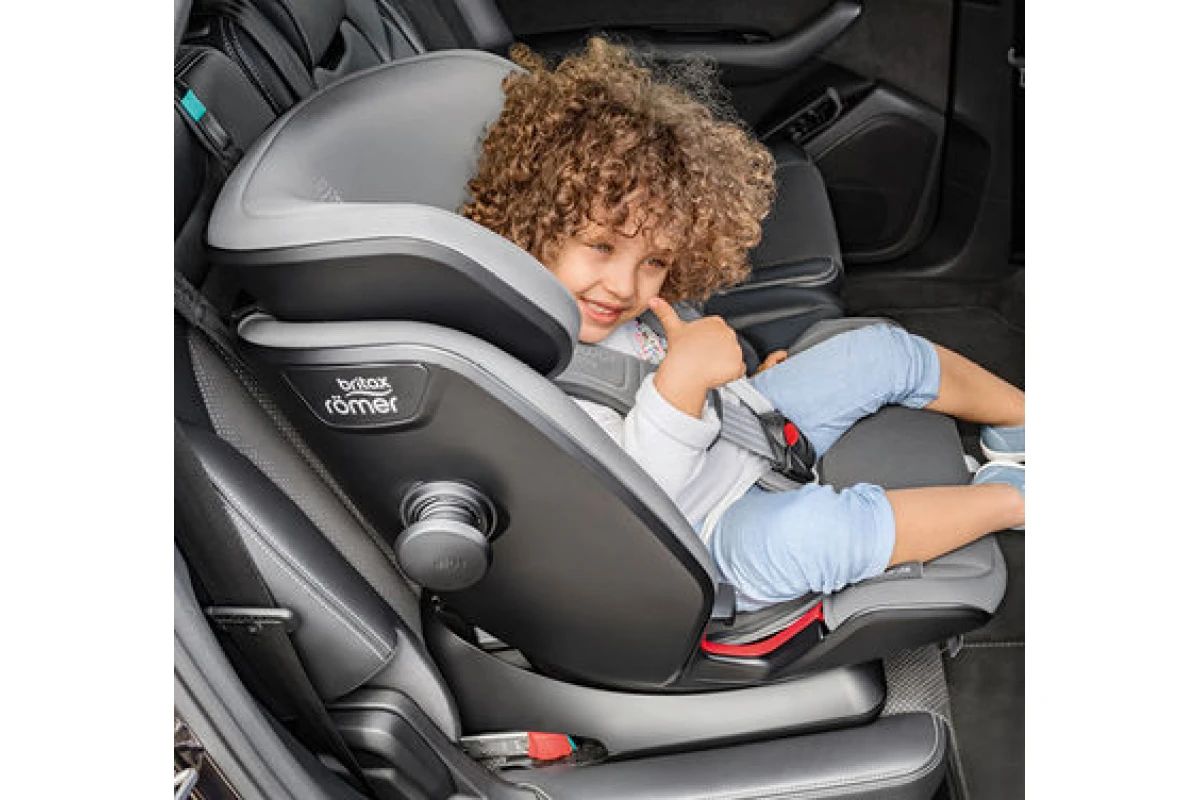Britax Romer Κάθισμα Αυτοκινήτου Advansafix Pro i-Size 9-36kg Midnight Grey, ΔΩΡΟ car seat saver  - 1
