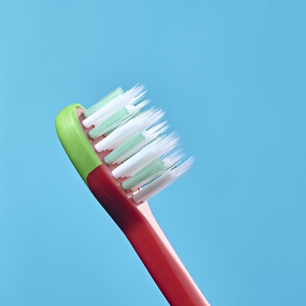 Brush-Baby FlossBrush Η Ιδανική Οδοντόβουρτσα για Παιδιά 3-6 Ετών Κροκόδειλος - 2
