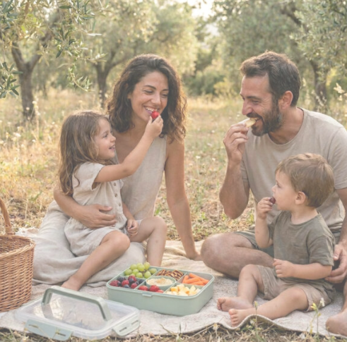 Melii Ορθογώνιο Snackle Box Sage 9L – Φαγητοδοχείο με Χωρίσματα για Σνακ, Ταξίδια & Οικογενειακές Εξορμήσεις - 1